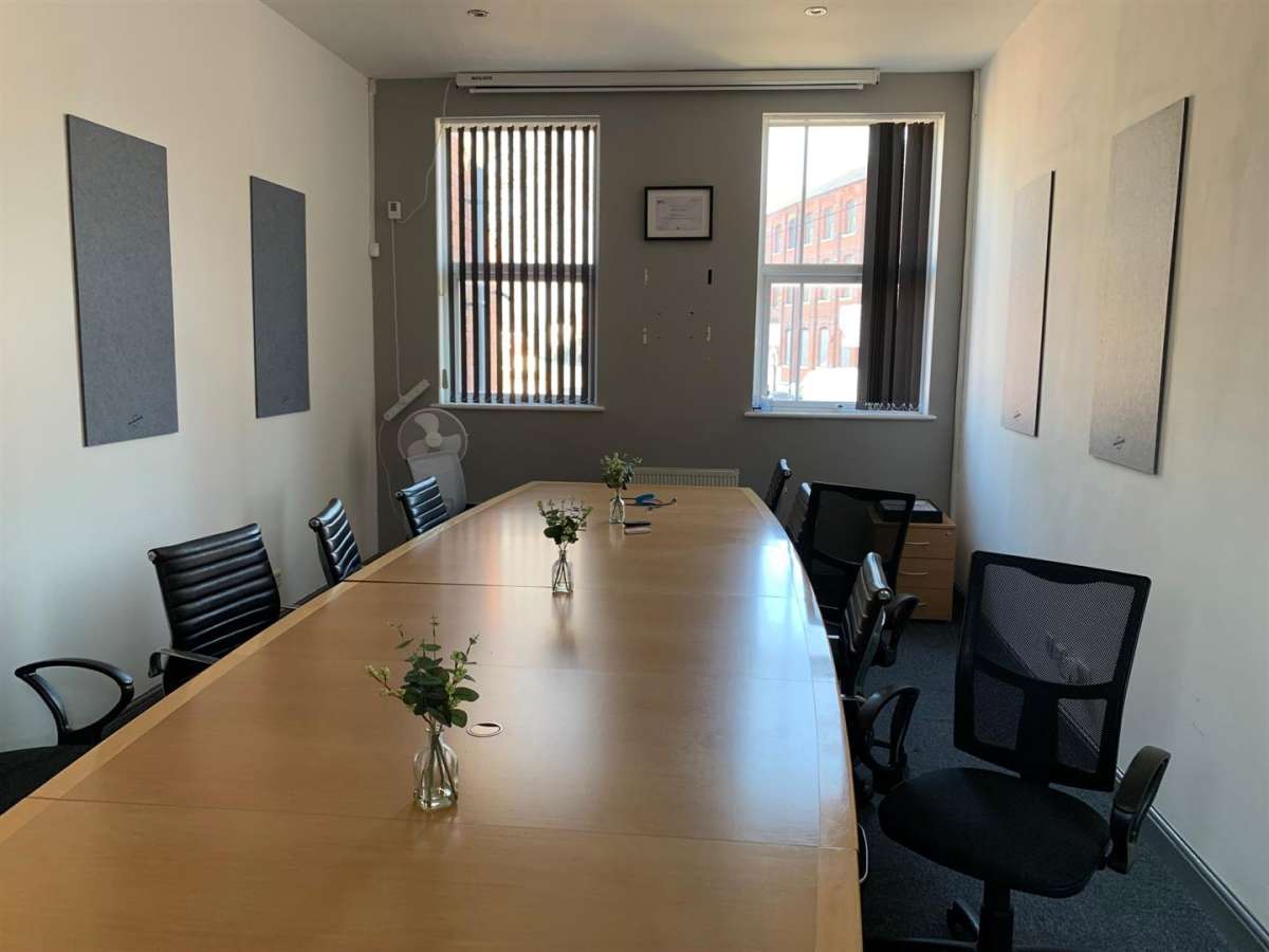 Office in Nottingham - photo 3