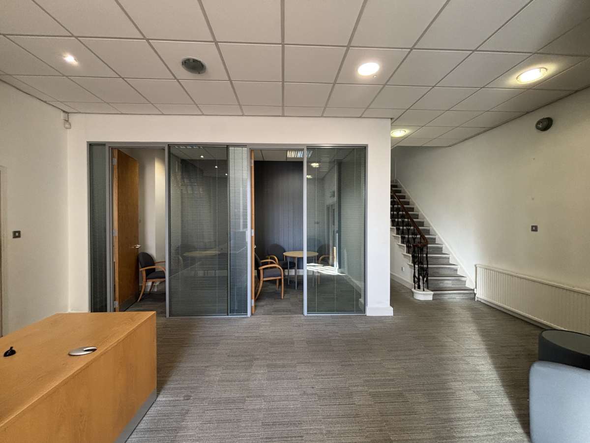 Office in Halifax - photo 4