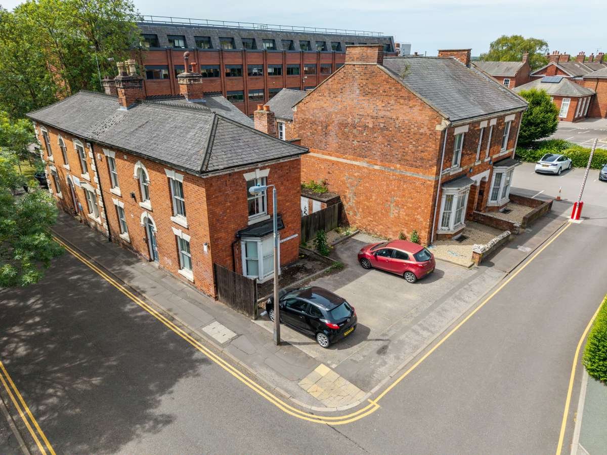 Office in Lincoln - photo 4