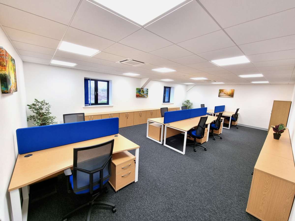 Office in Colchester - photo 3