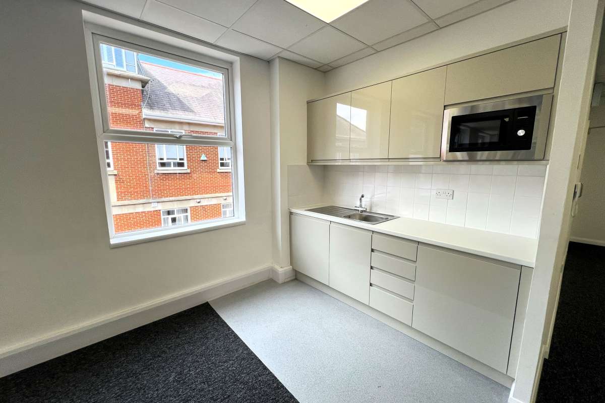 Office in Chelmsford - photo 3