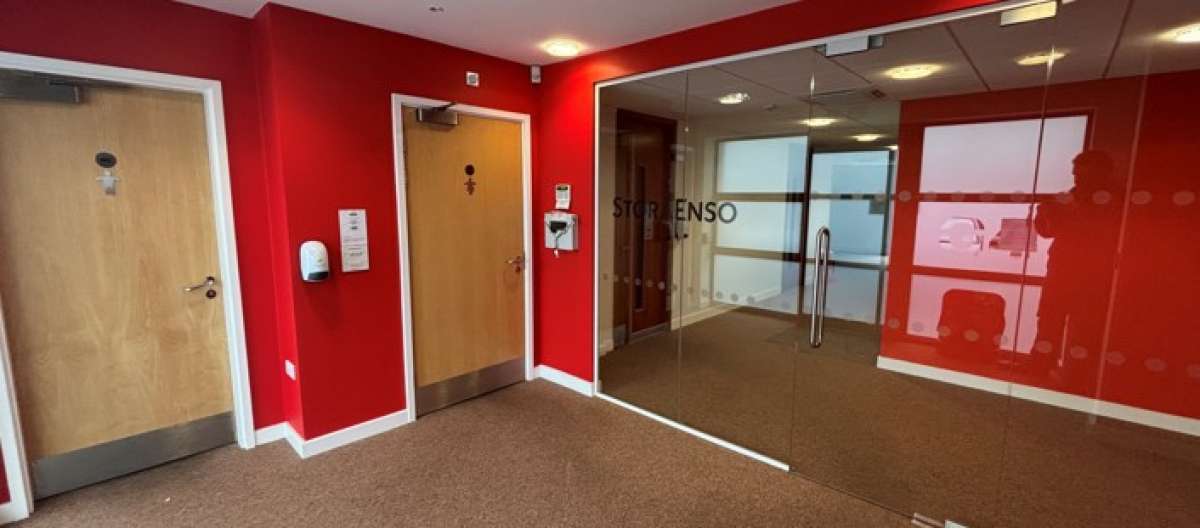 Office in Nottingham - photo 2