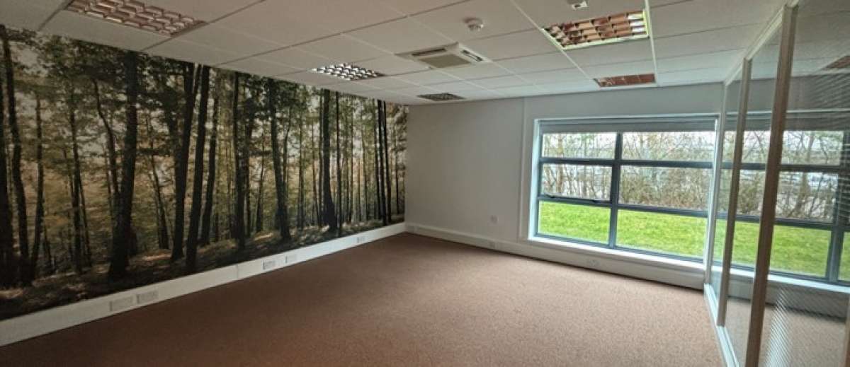Office in Nottingham - photo 3