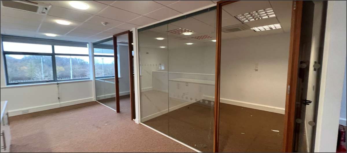 Office in Nottingham - photo 3
