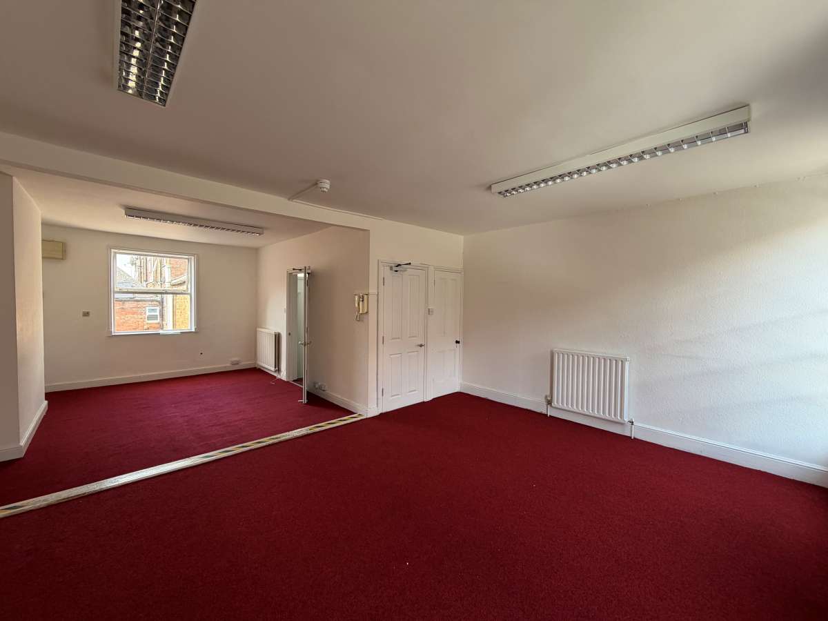Office in Leicester - photo 2
