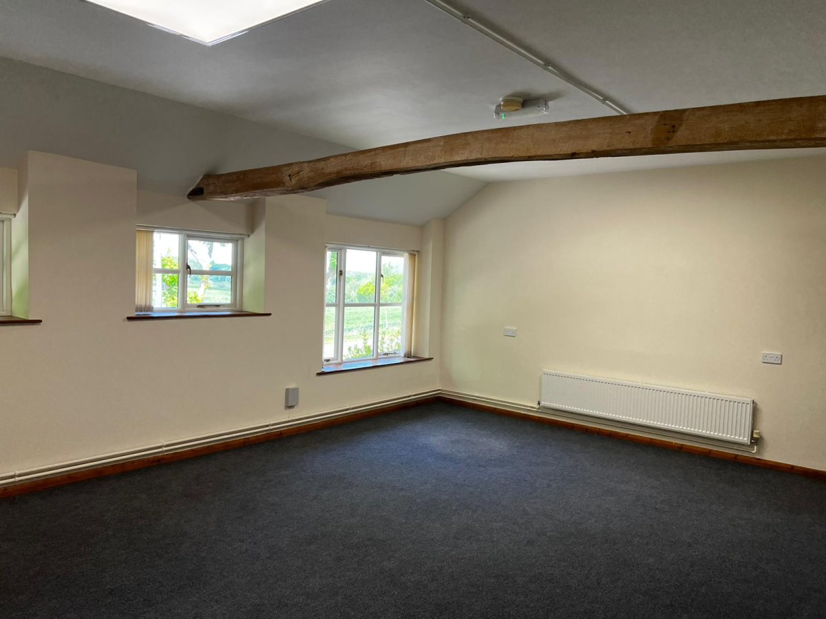 Office in Faversham - photo 3