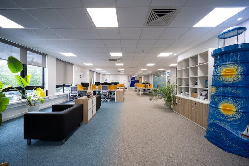 Office in Southampton - photo 4