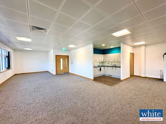 Office in Bicester - photo 3
