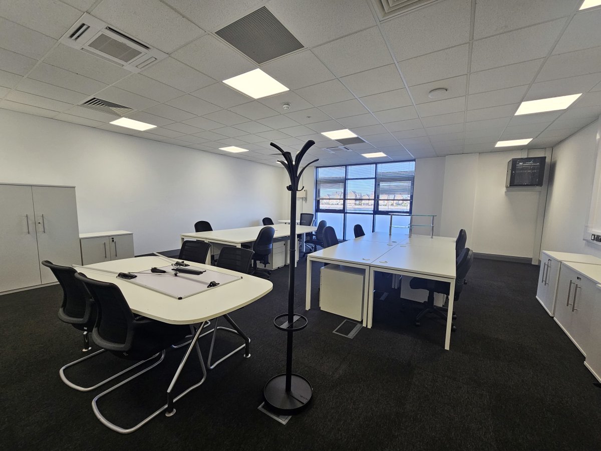 Office in Chatham - photo 2
