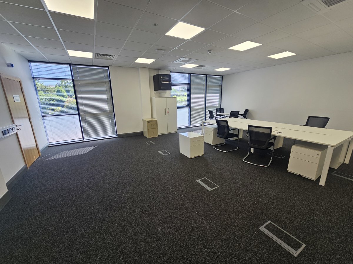 Office in Chatham - photo 4
