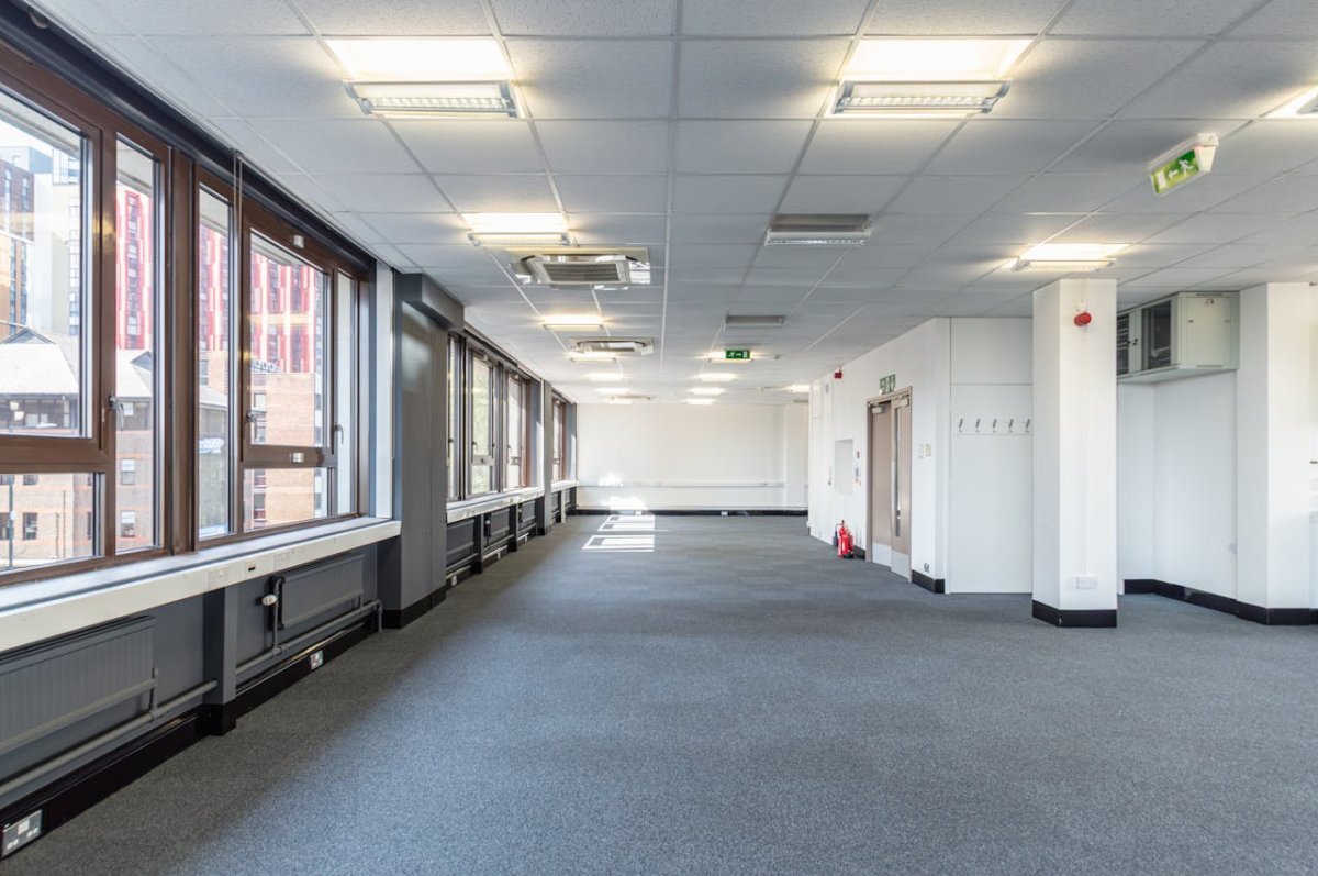Office in Bournemouth - photo 3
