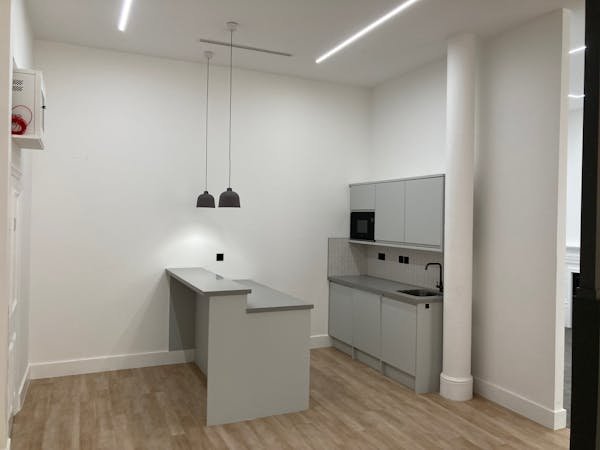 Office in London - photo 2
