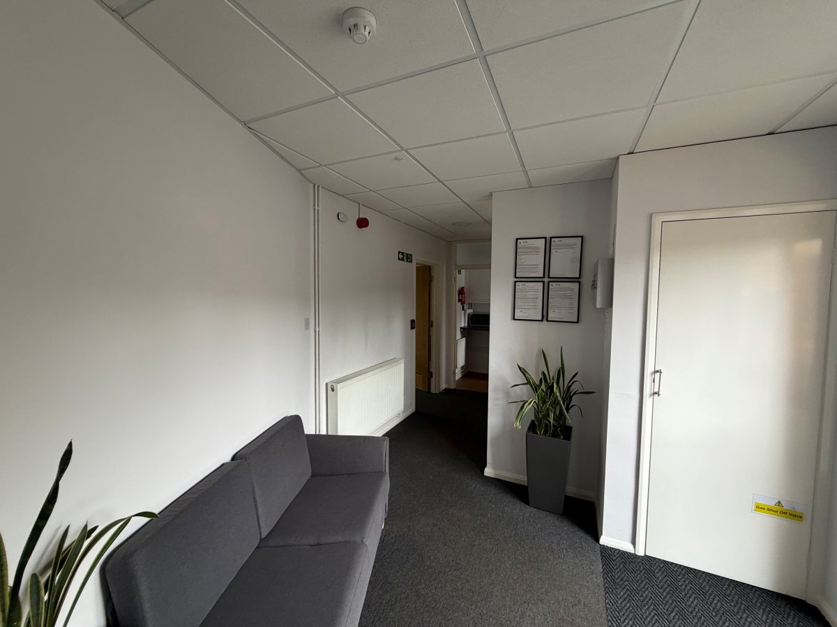 Office in Leicester - photo 4