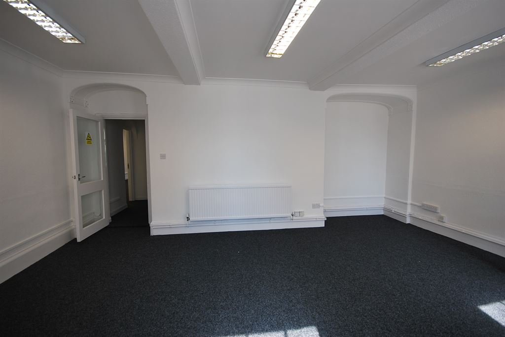 Office in Lutterworth - photo 2