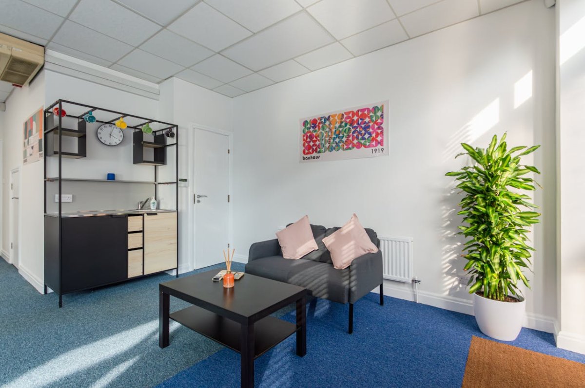 Office in Bournemouth - photo 2