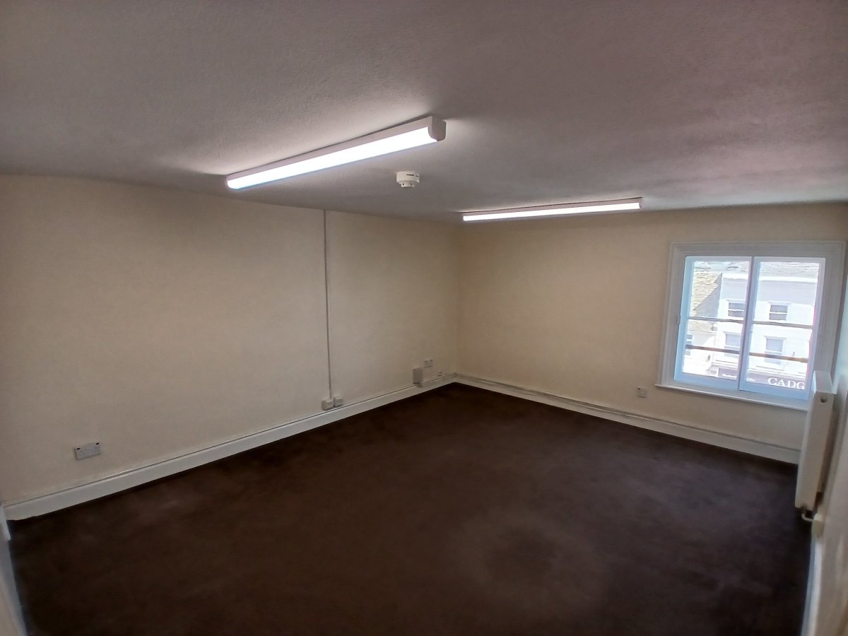 Office in St Ives (Cambs) - photo 2