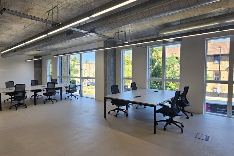 Office in London - photo 3