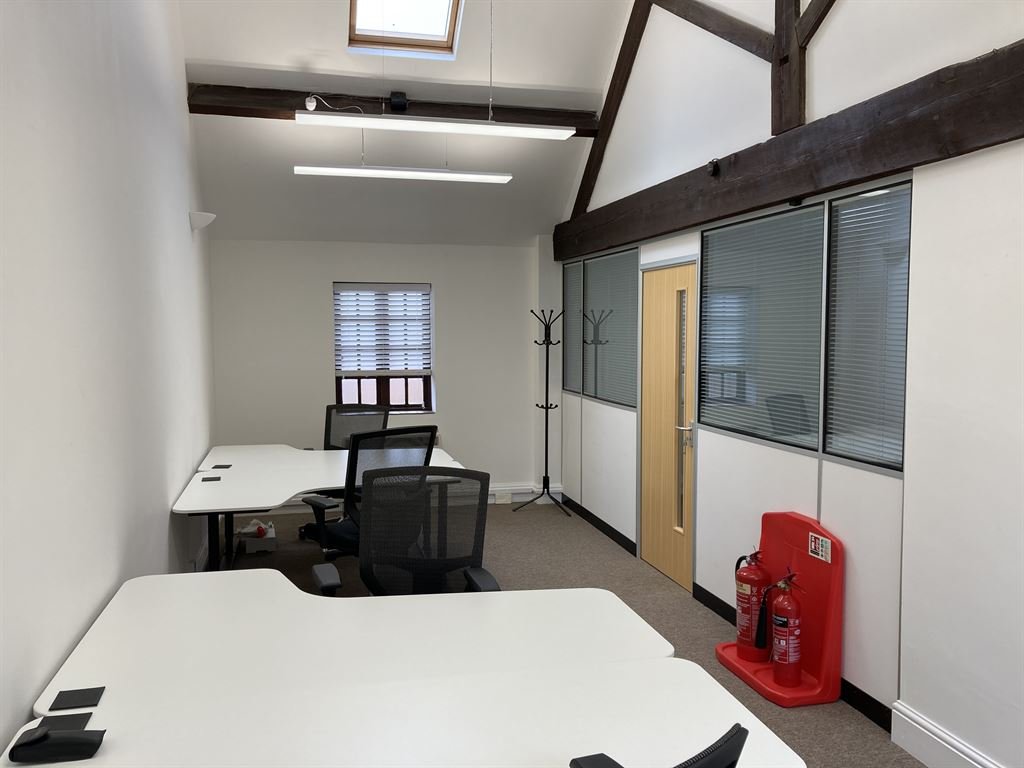 Office in Enderby - photo 3