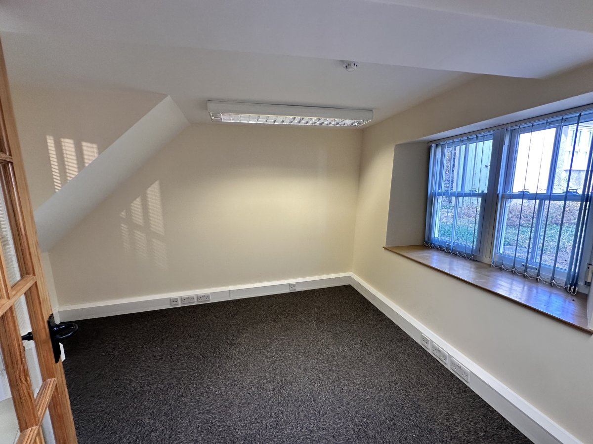 Office in Beckington - photo 4