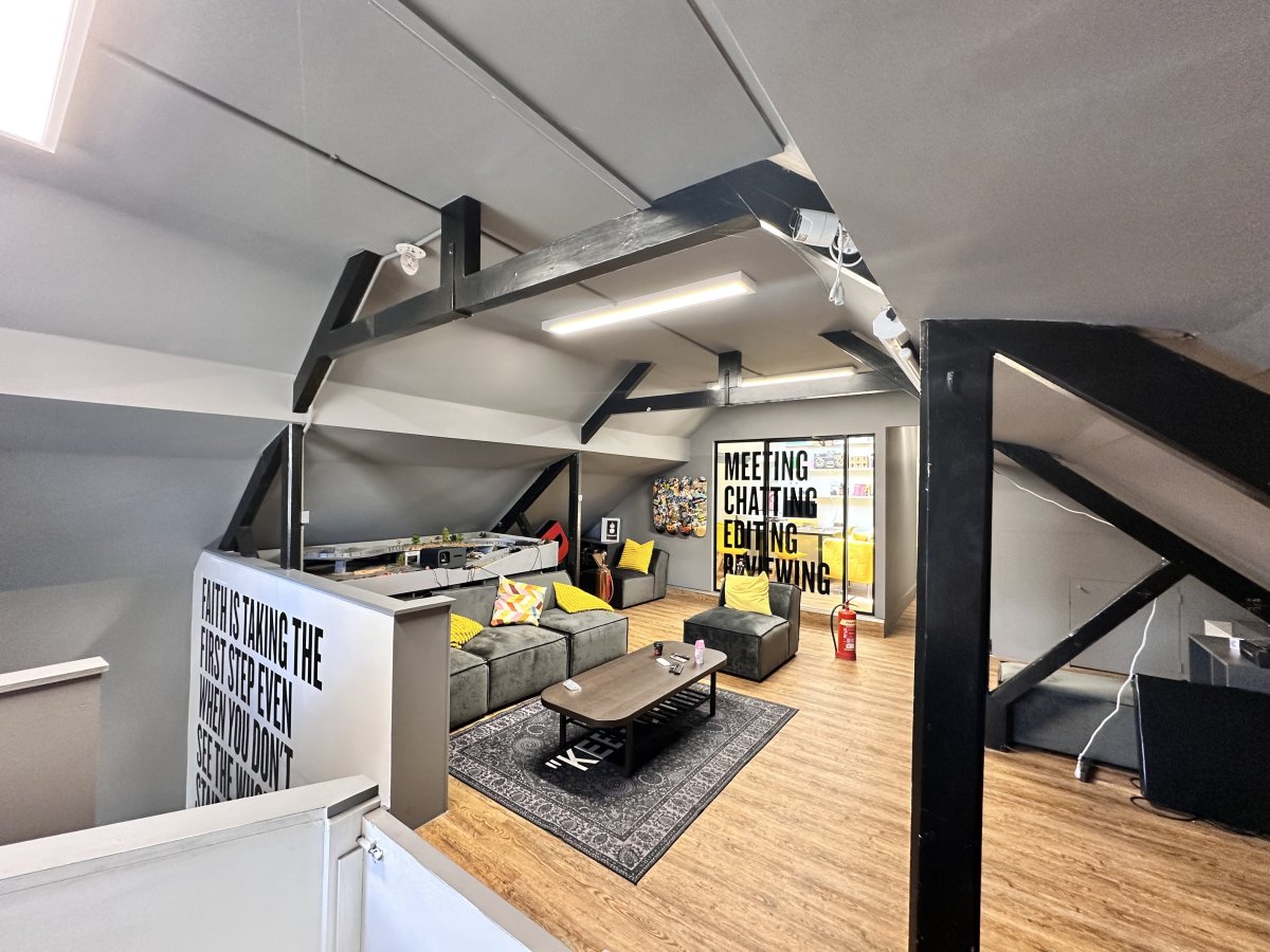 Office in Frome - photo 2