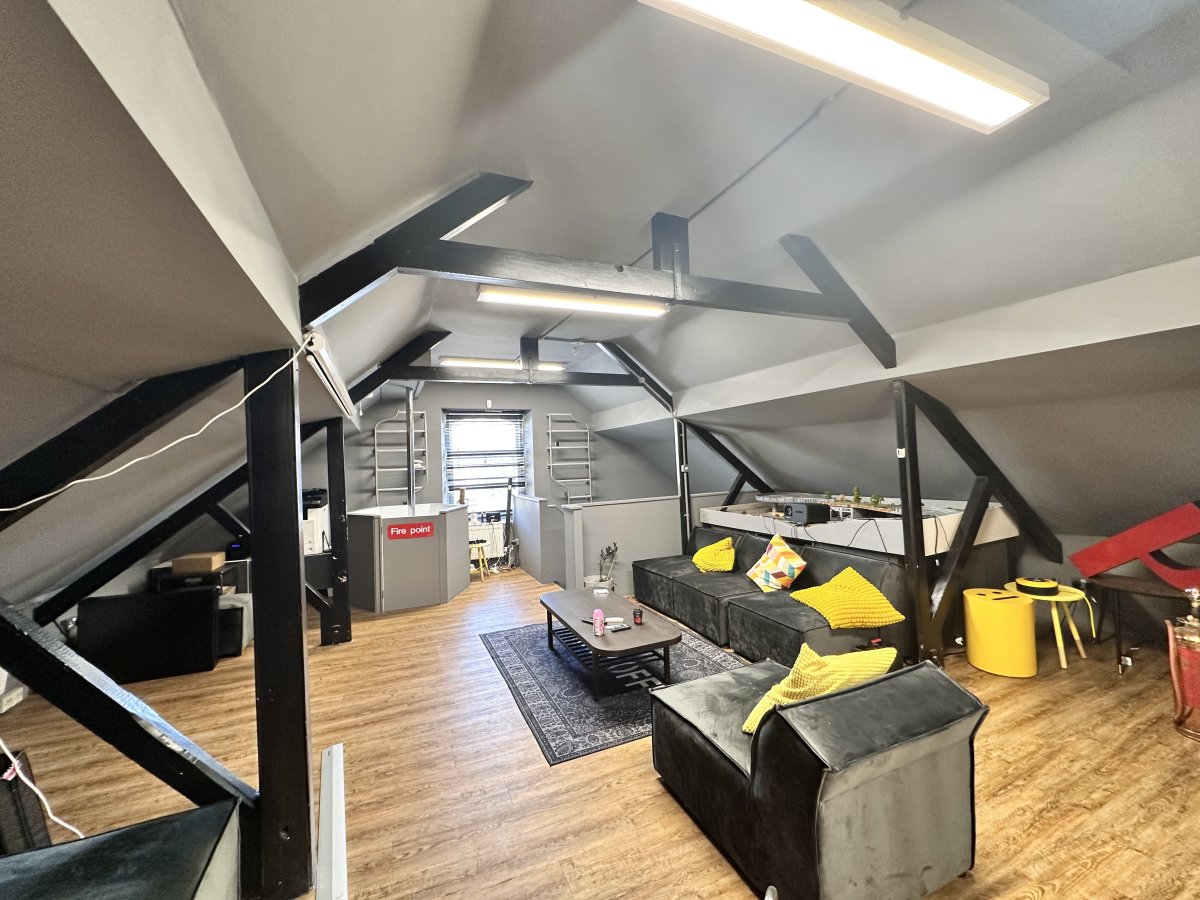 Office in Frome - photo 3