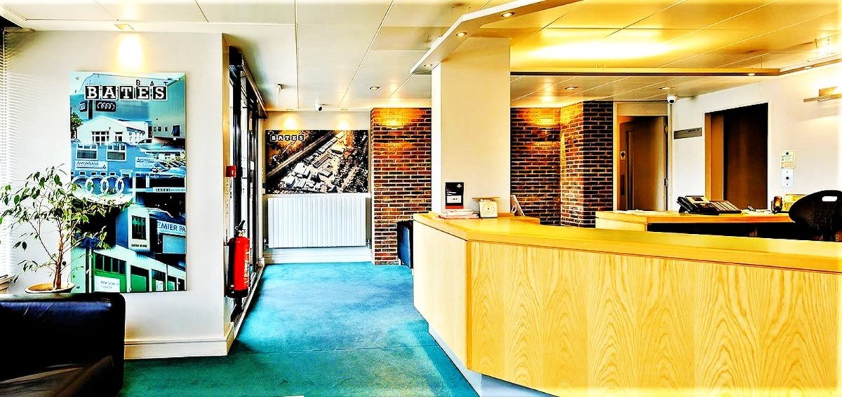 Office in Romford - photo 2