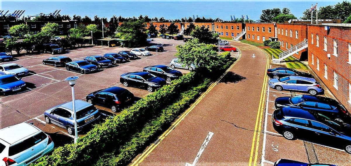 Office in Felixstowe - photo 2