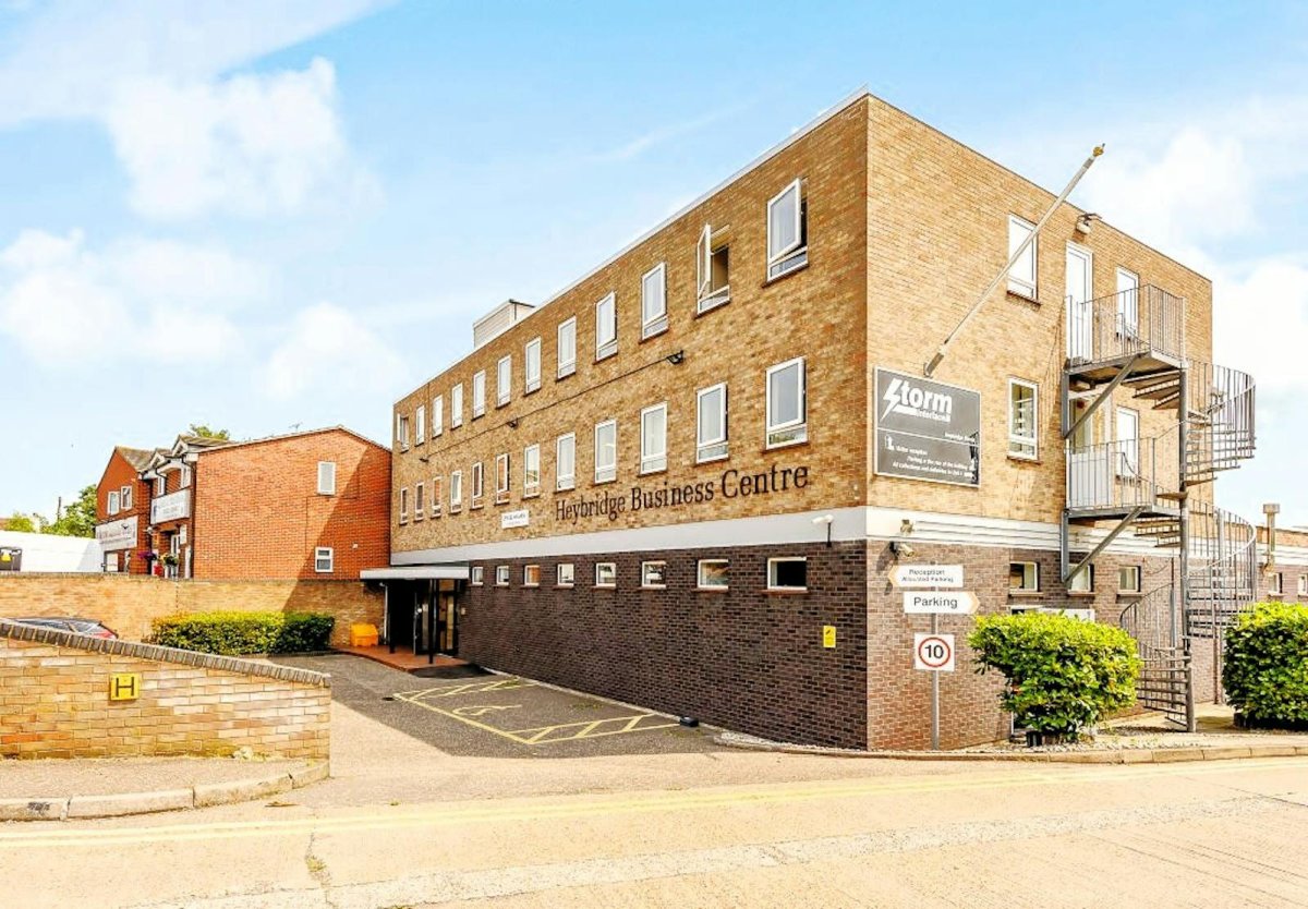 Office in Maldon - photo 2