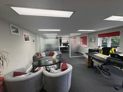 Office in Southampton - photo 3