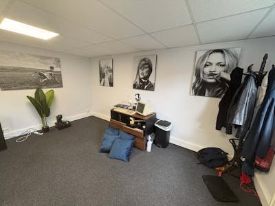 Office in Southampton - photo 4