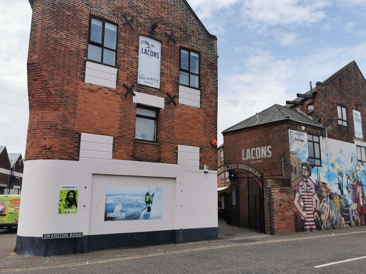 Office in Great Yarmouth - photo 3