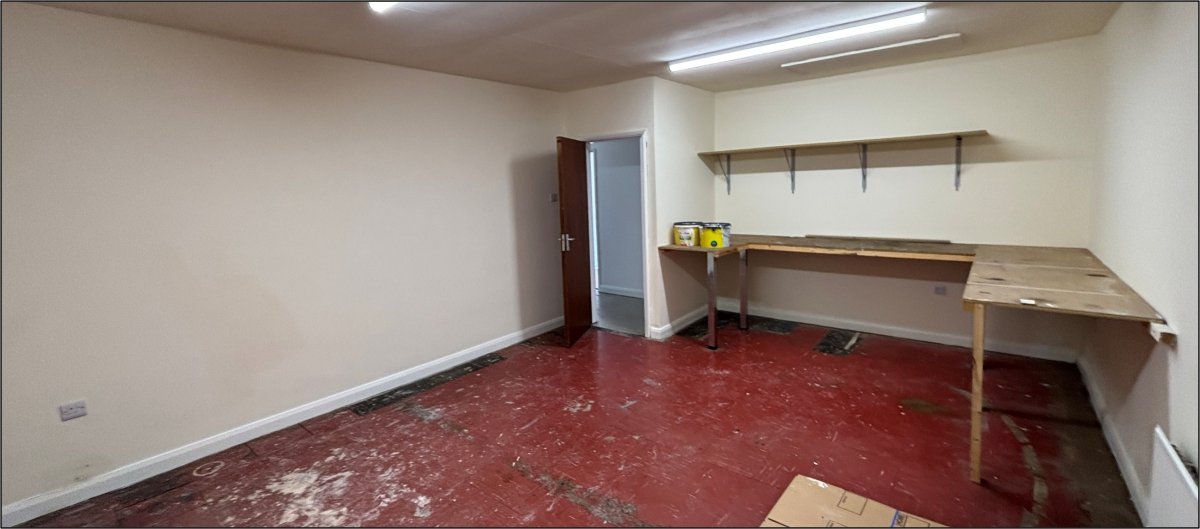 Office in Derby - photo 3