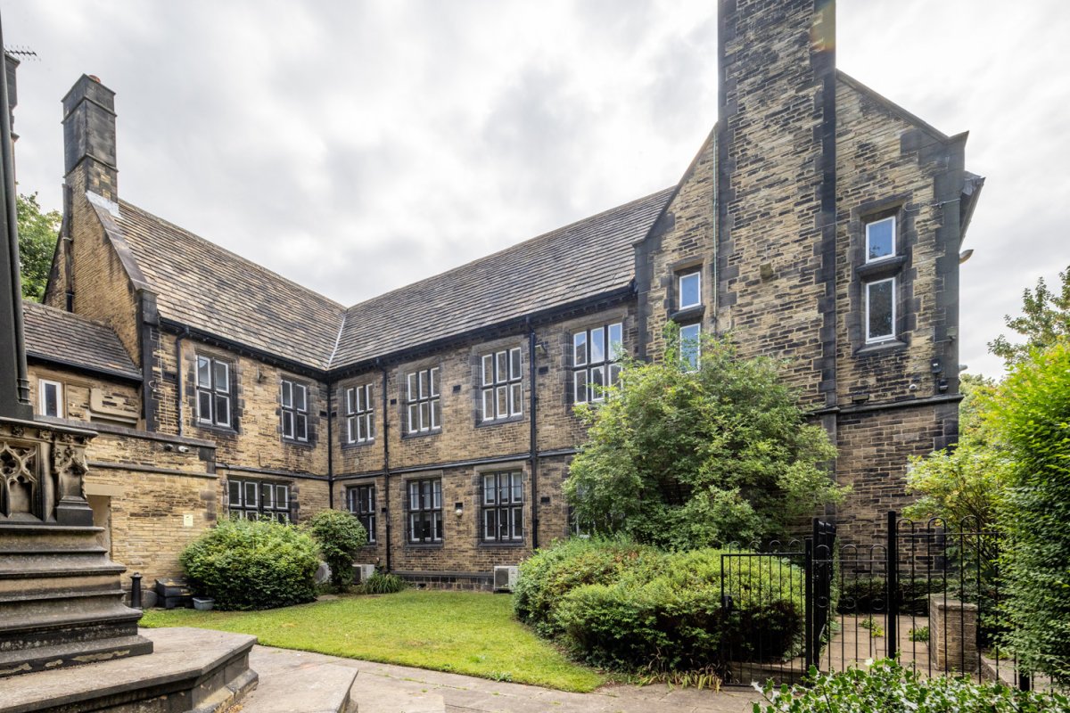 Office in Leeds - photo 4