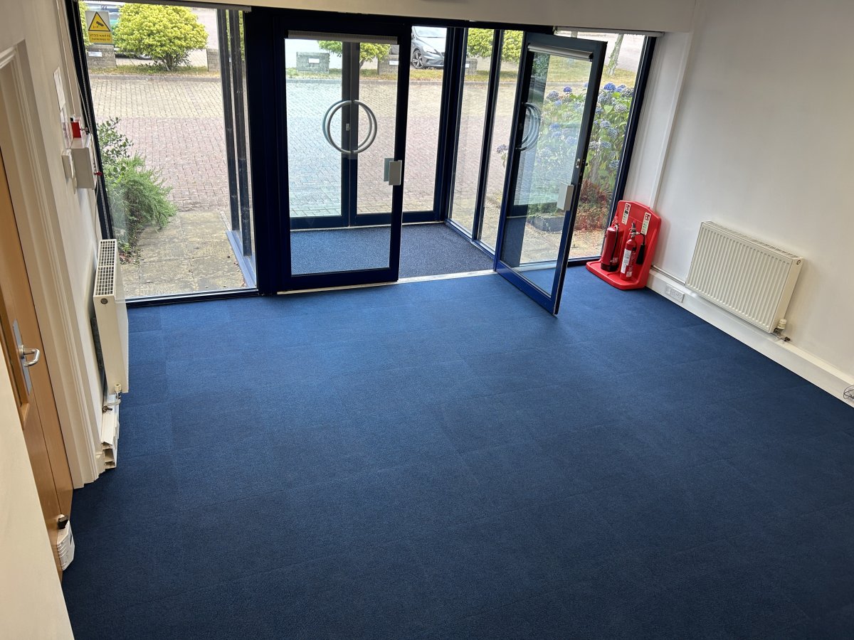 Office in Threemilestone - photo 3
