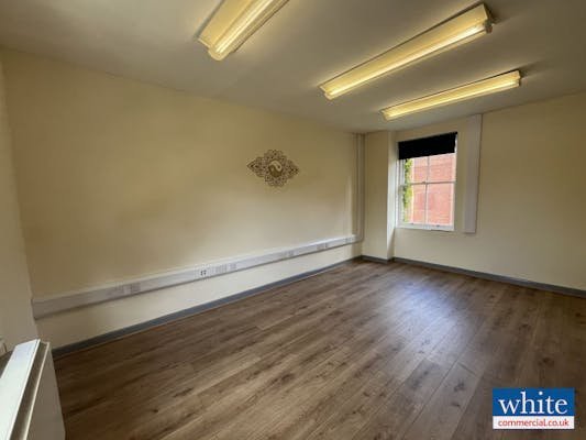 Office in Banbury - photo 3