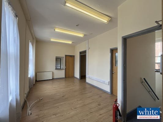 Office in Banbury - photo 4