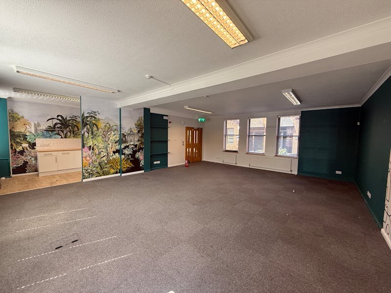 Office in Poole - photo 2