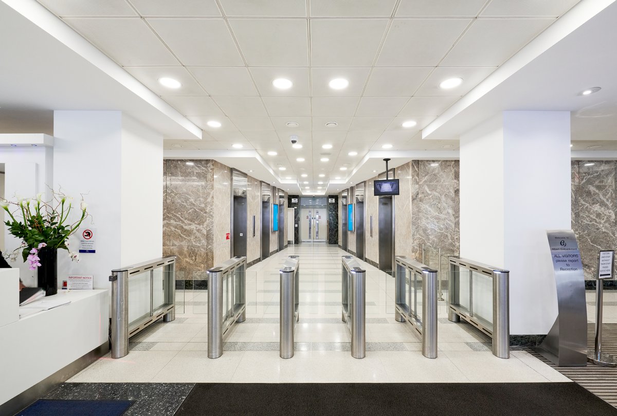 Office in London - photo 4
