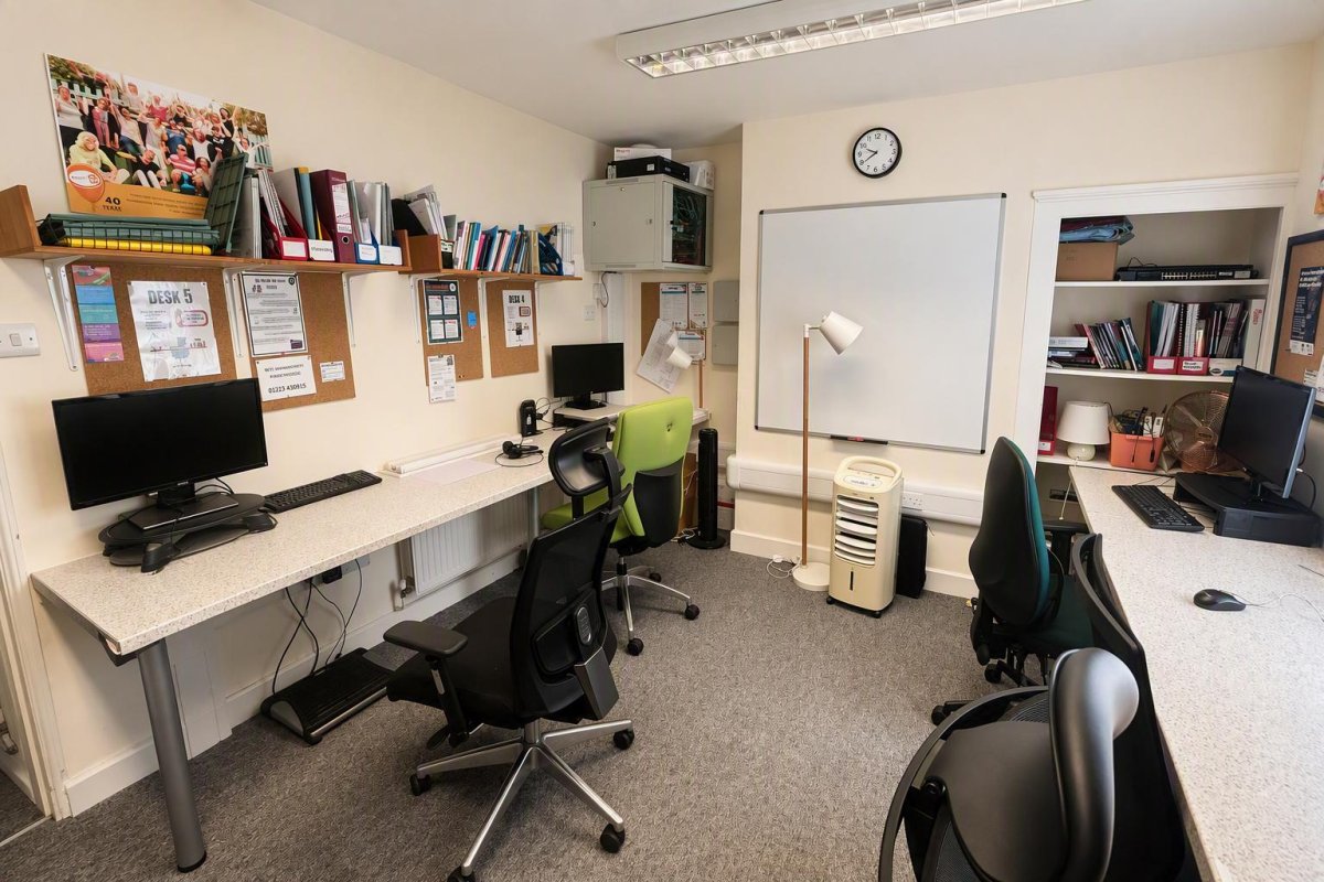 Office in Cambridge - photo 3