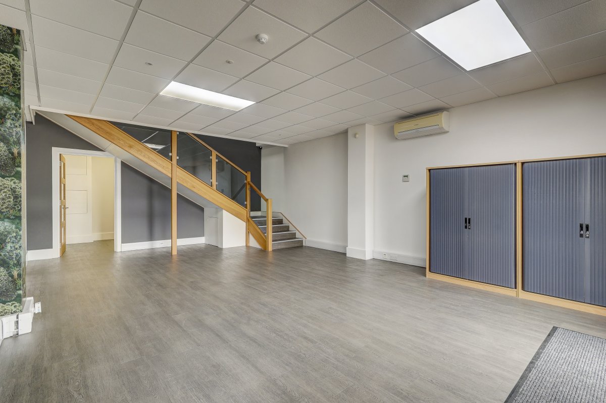 Office in Colchester - photo 2