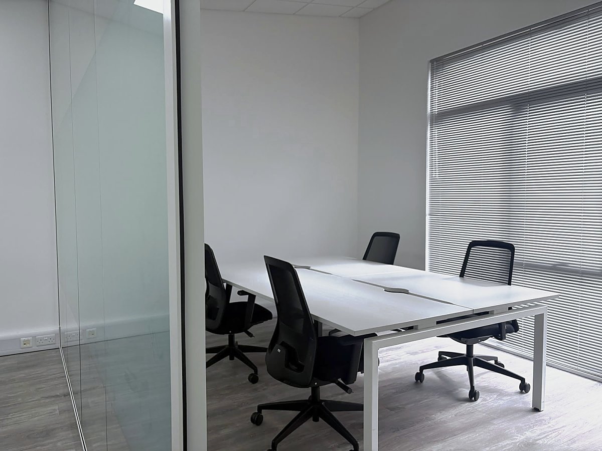 Office in Colchester - photo 4