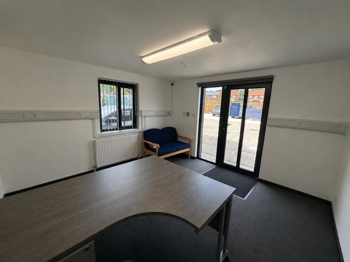 Office in Colchester - photo 3