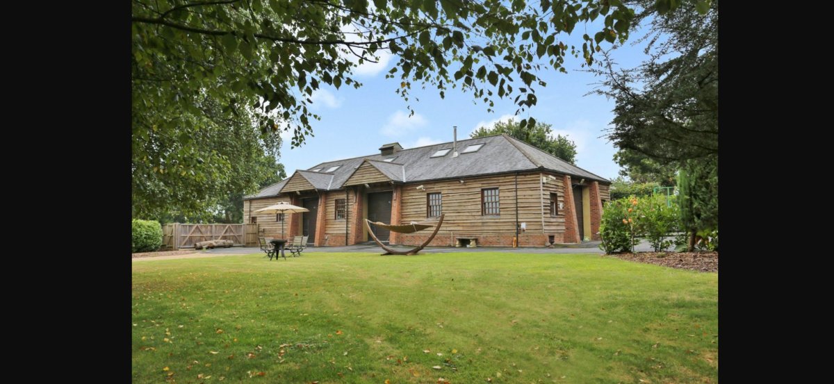 Office in Fareham - photo 3