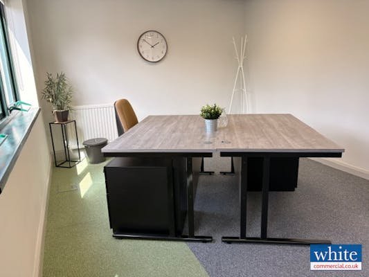 Office in Banbury - photo 3