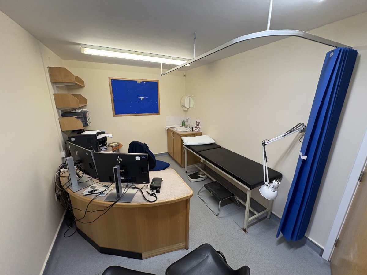 Office in Oakwood - photo 3