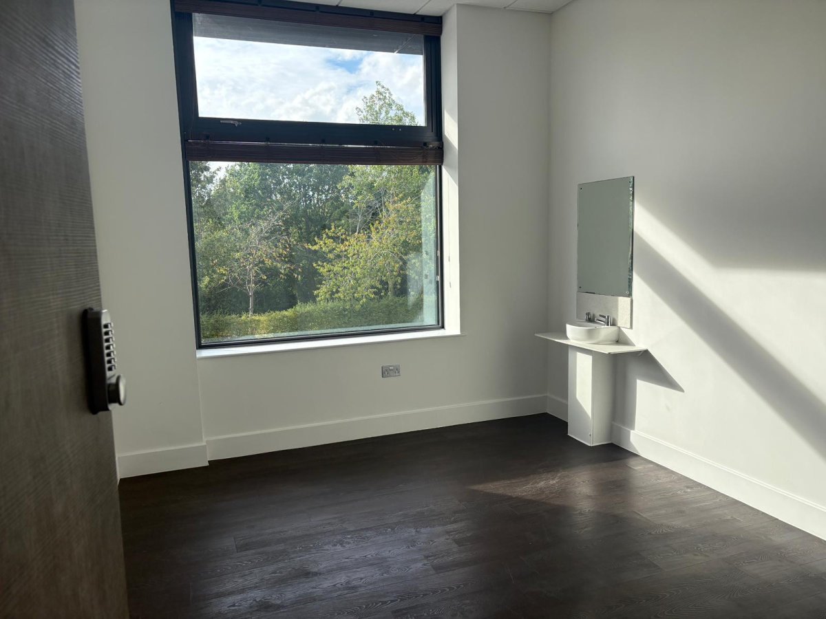 Office in Colchester - photo 2