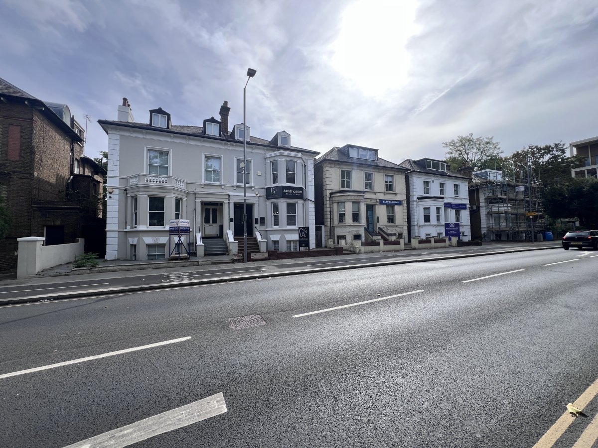 Office in Kingston Upon Thames - photo 2