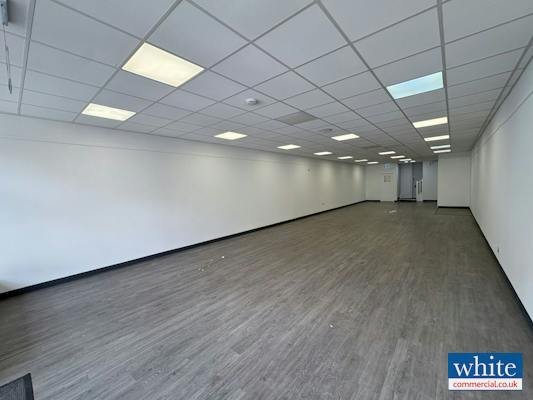 Office in Bicester - photo 2