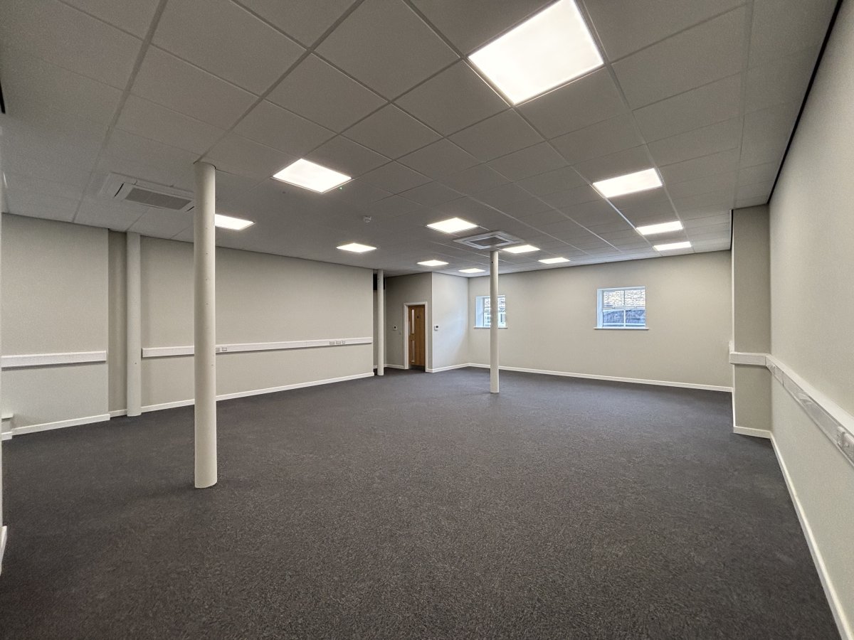 Office in Hebden Bridge - photo 2