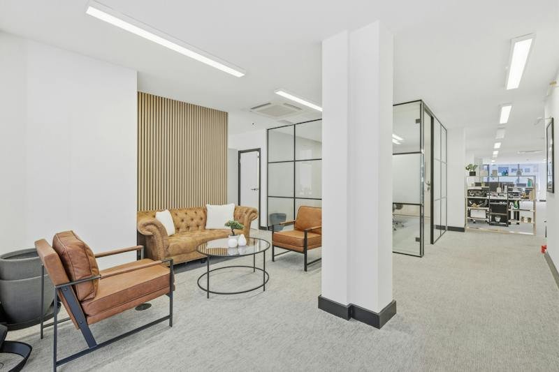 Office in London - photo 2